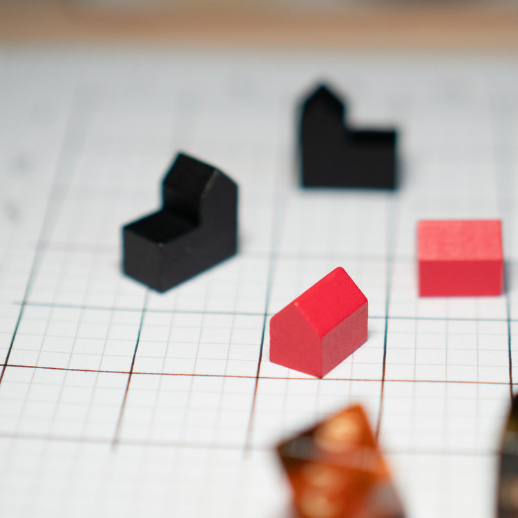 Red Wooden Settlement House Pack of 5